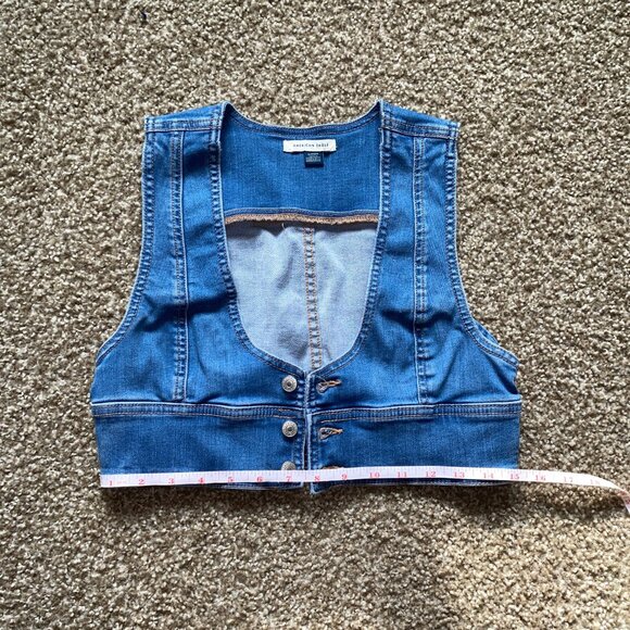 American Eagle Sleeveless Denim Vest - Picture 5 of 5